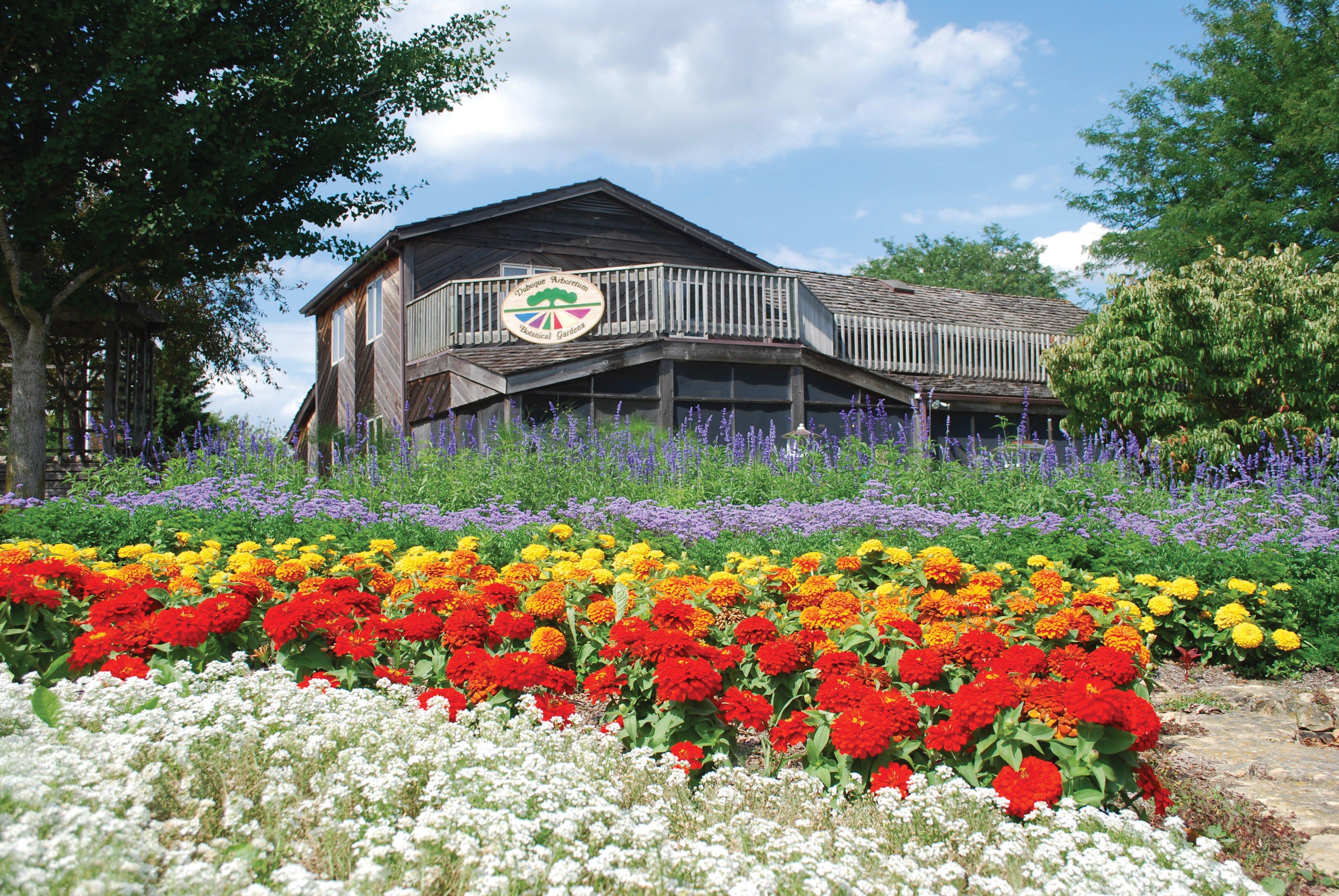 Holiday Inn Dubuque/Galena By Ihg Exterior photo